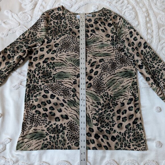 Alfred Dunner tan black green leopard print casual top 14 - Picture 7 of 8